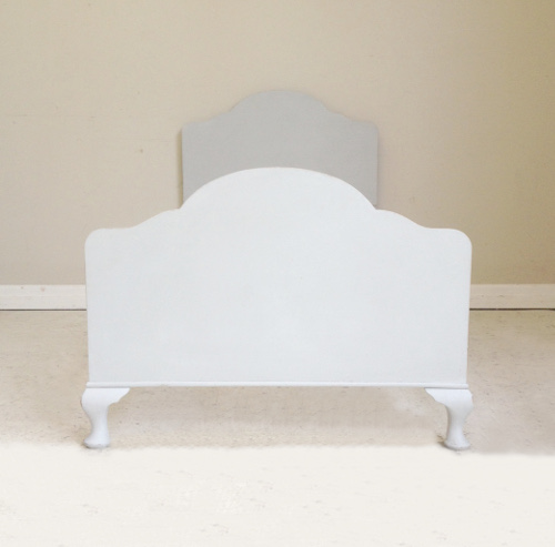 single painted bed